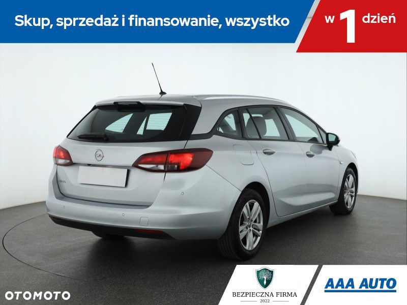Opel Astra - 6