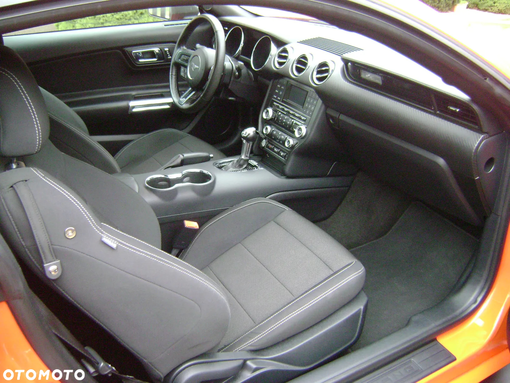 Ford Mustang 3.7 V6 - 12