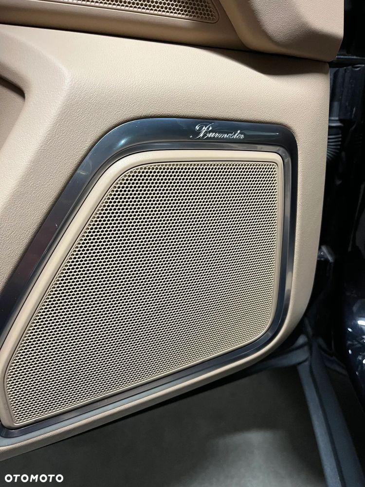 Porsche Macan T - 17