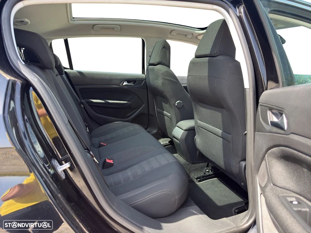 Peugeot 308 PureTech 130 Stop & Start Allure - 16