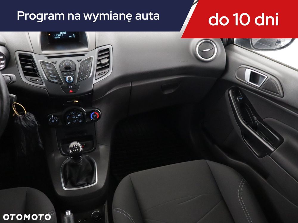 Ford Fiesta - 10