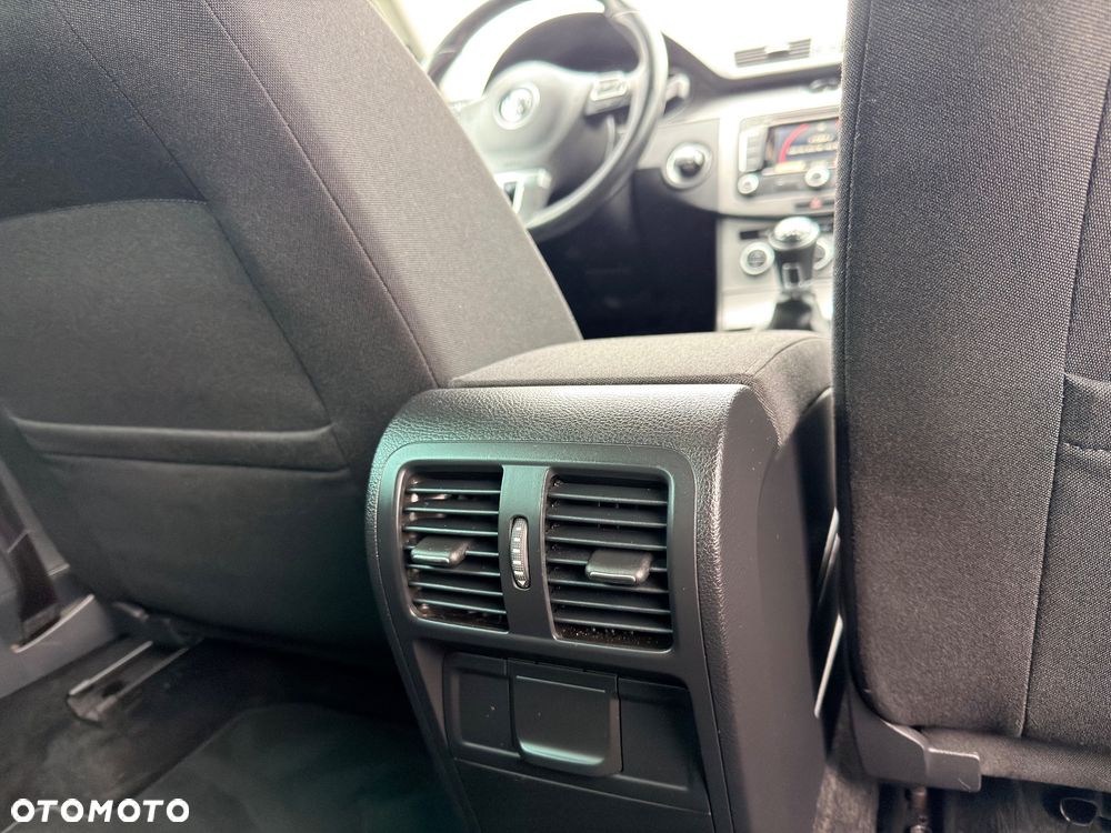 Volkswagen Passat 1.4 TSI Comfortline BlueMotion Technology - 34