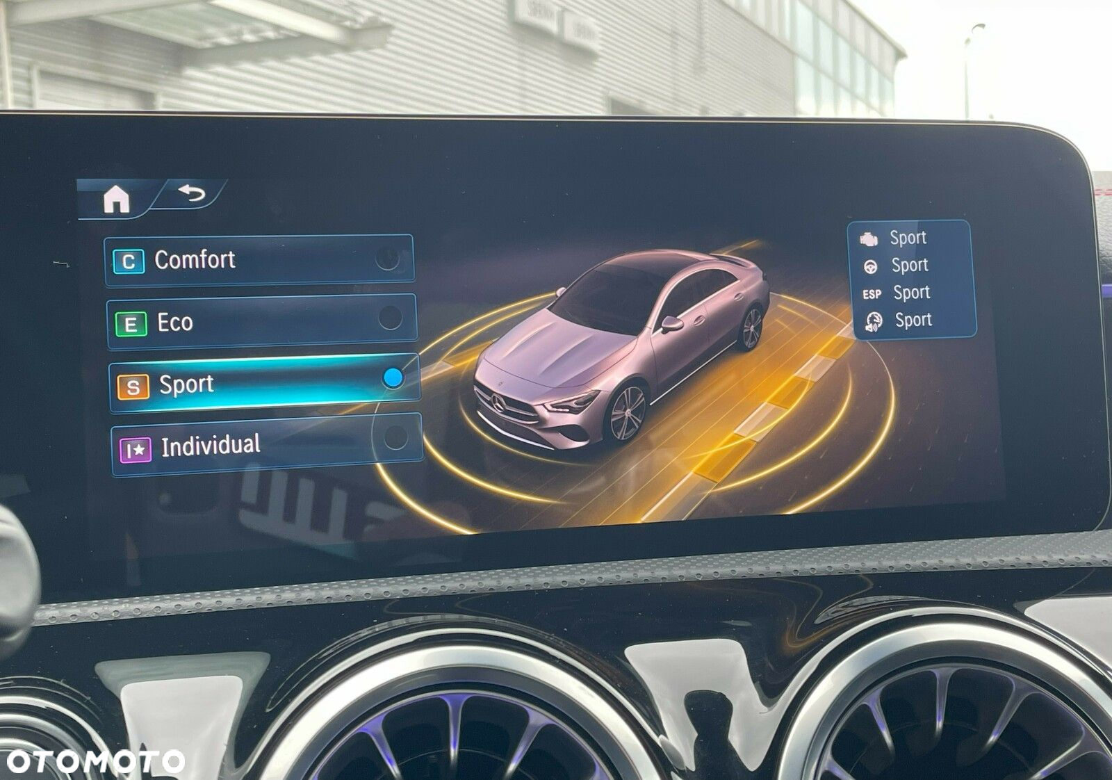 Mercedes-Benz CLA - 39