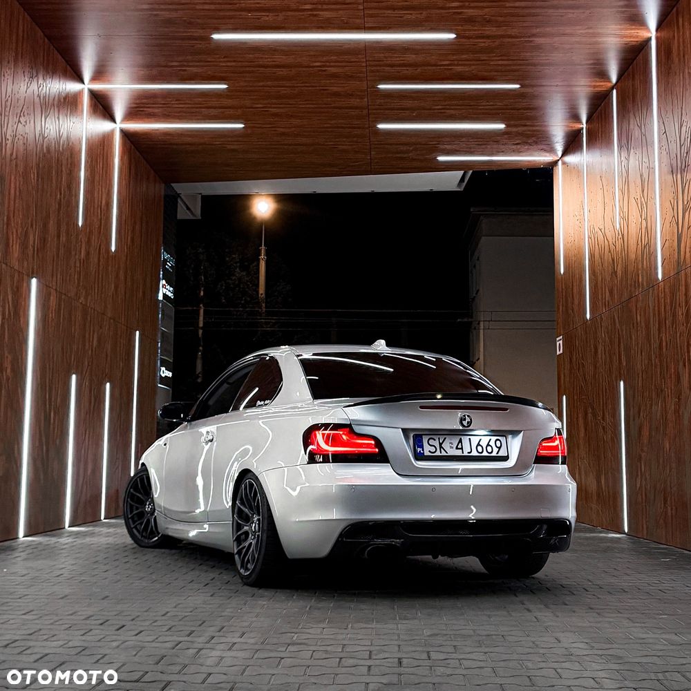 BMW Seria 1 123d - 25