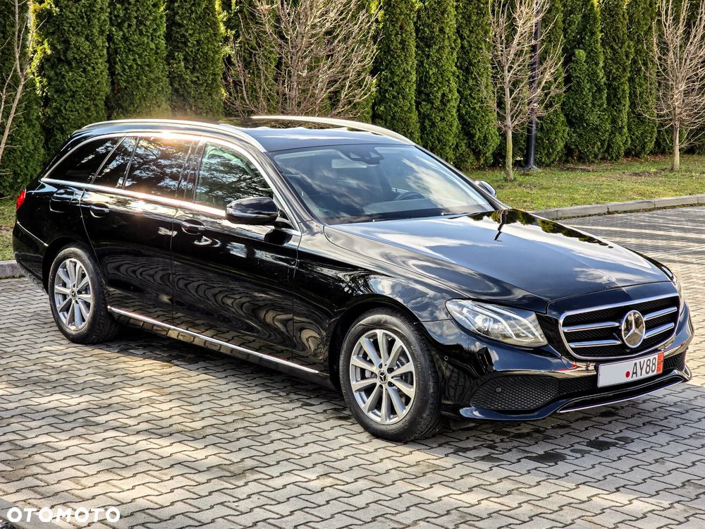 Mercedes-Benz Klasa E 220 d 9G-TRONIC - 3