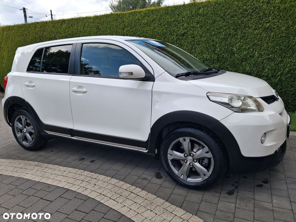 Toyota Urban Cruiser 1.4 D-4D Sol 4x4 EU5 - 3