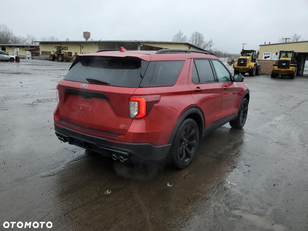 Ford Explorer - 33
