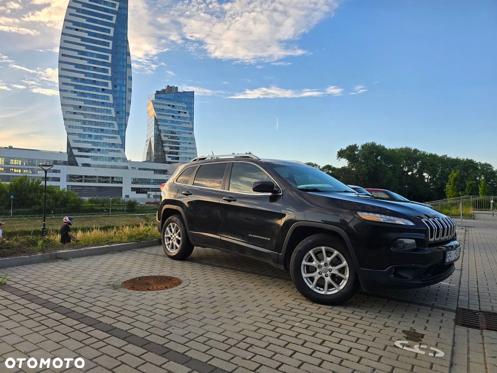 Jeep Cherokee - 1