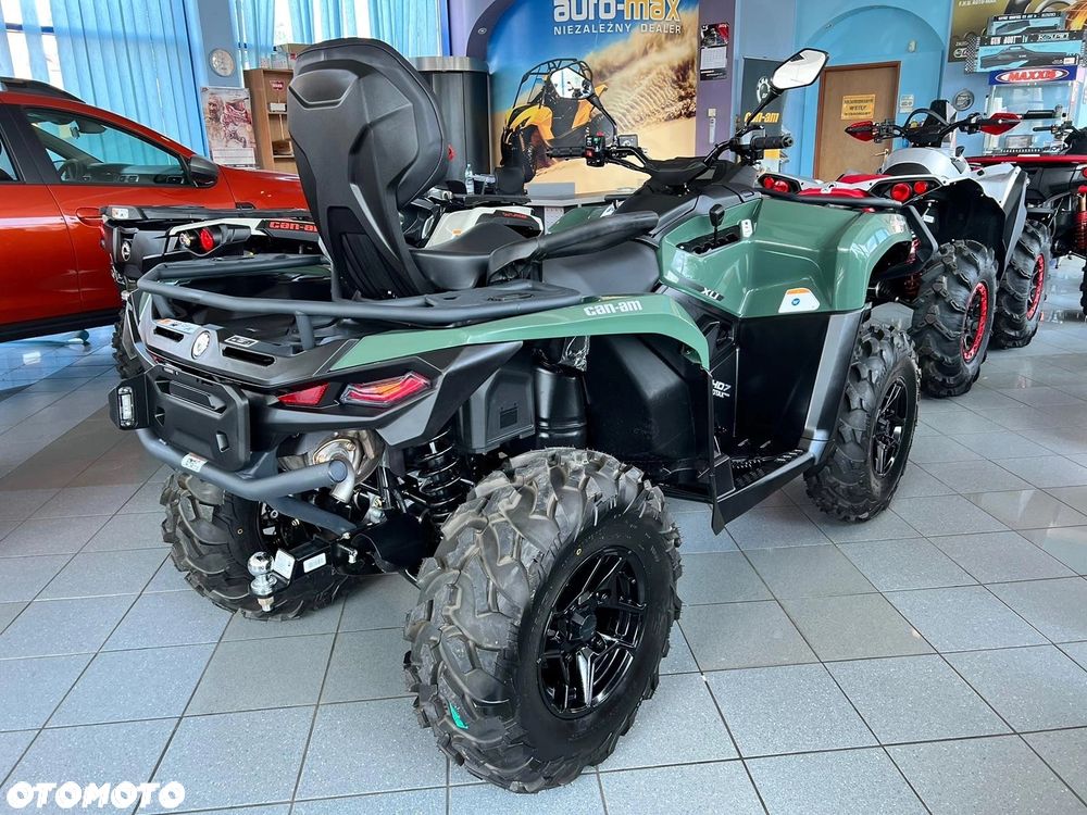 Can-Am Outlander Max - 2