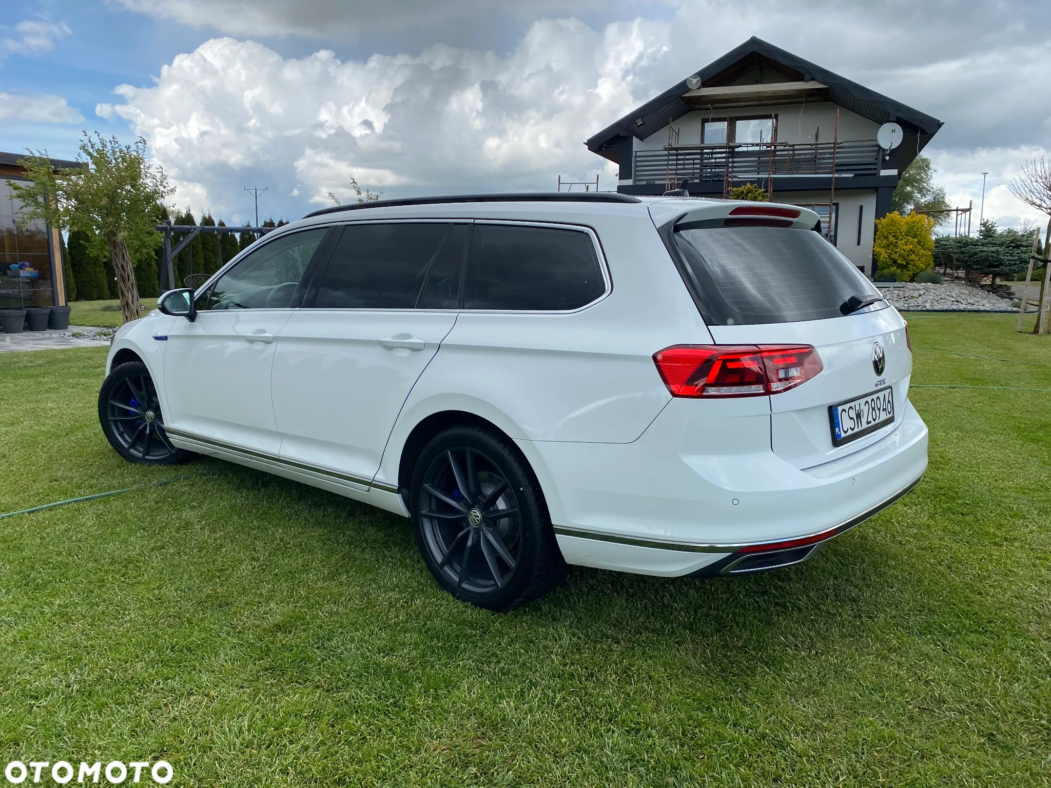 Volkswagen Passat - 12