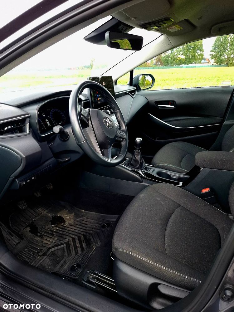 Toyota Corolla 1.5 Comfort - 27