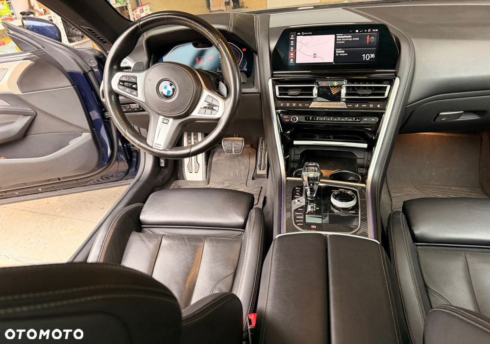 BMW Seria 8 - 2
