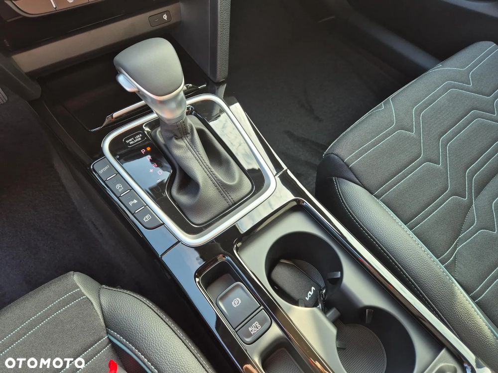 Kia XCeed 1.6 T-GDI Tribute DCT - 15
