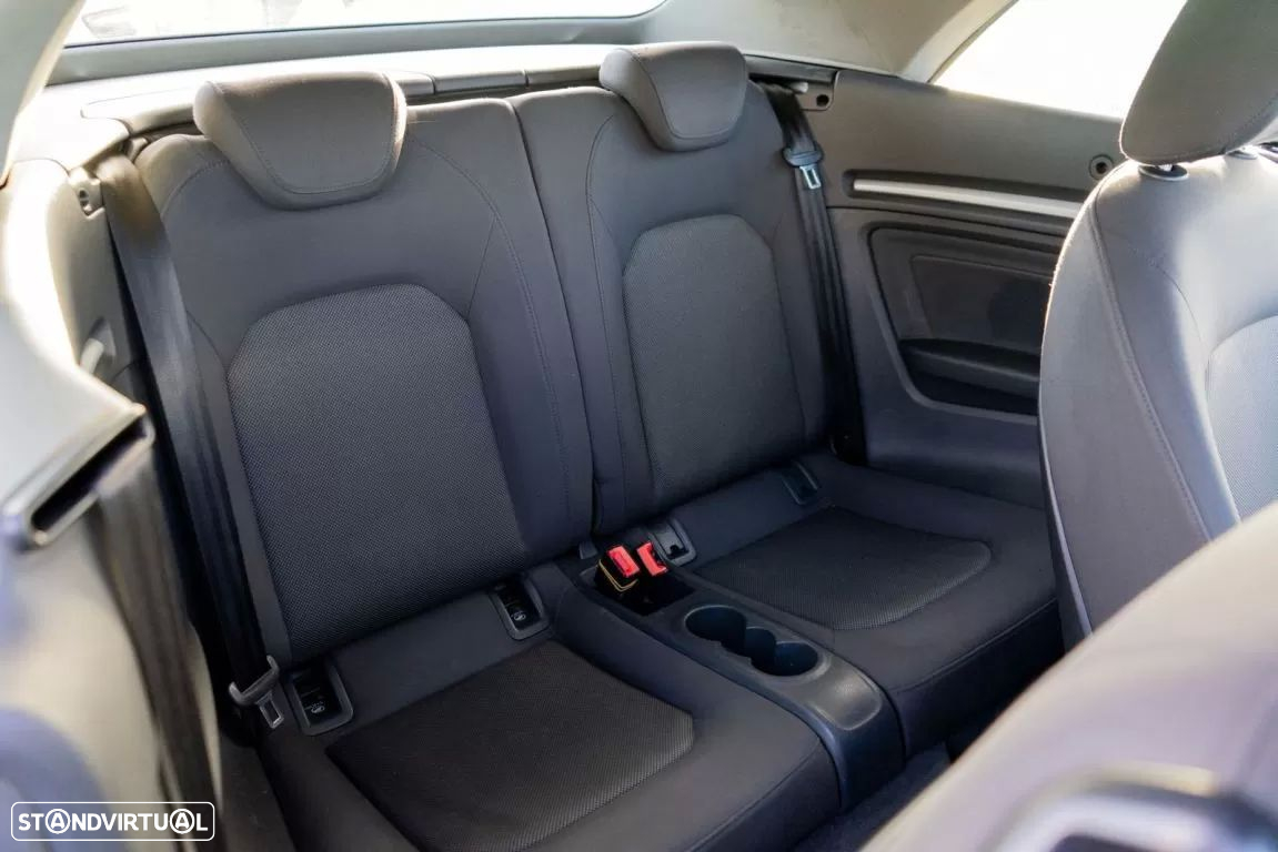 Audi A3 Cabrio 1.6 TDi Sport - 2