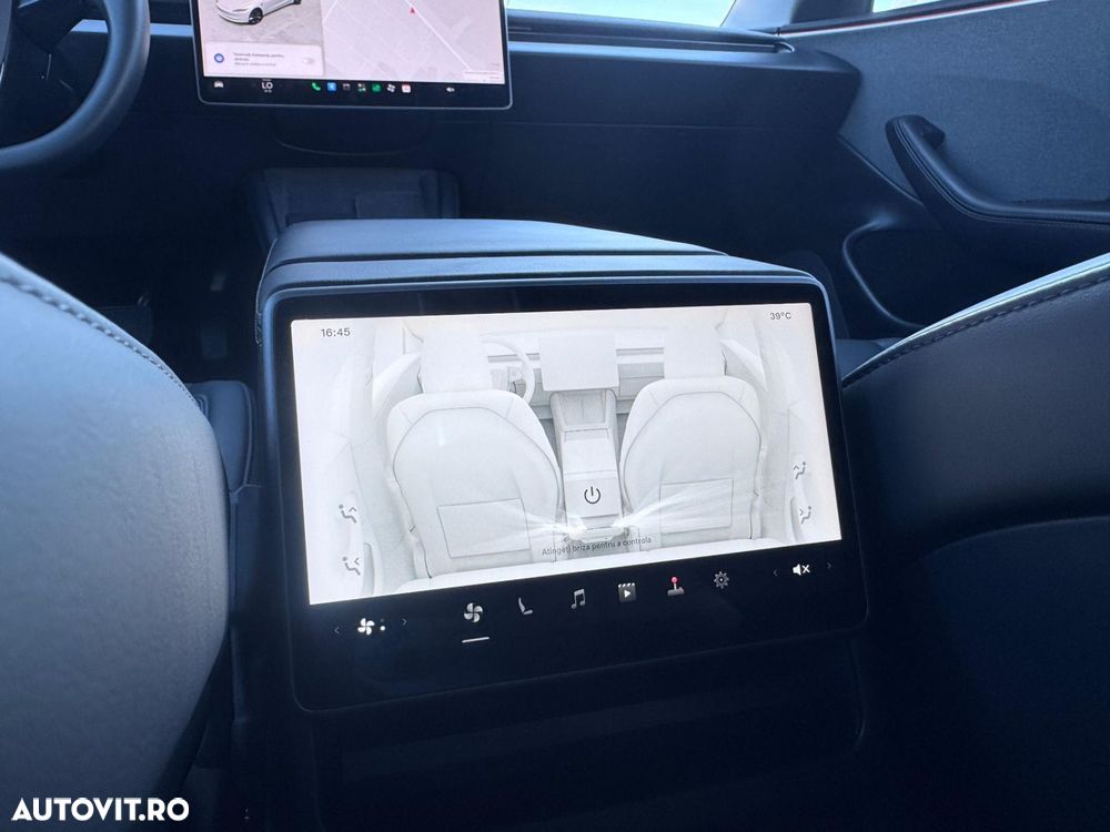 Tesla Model 3 - 14