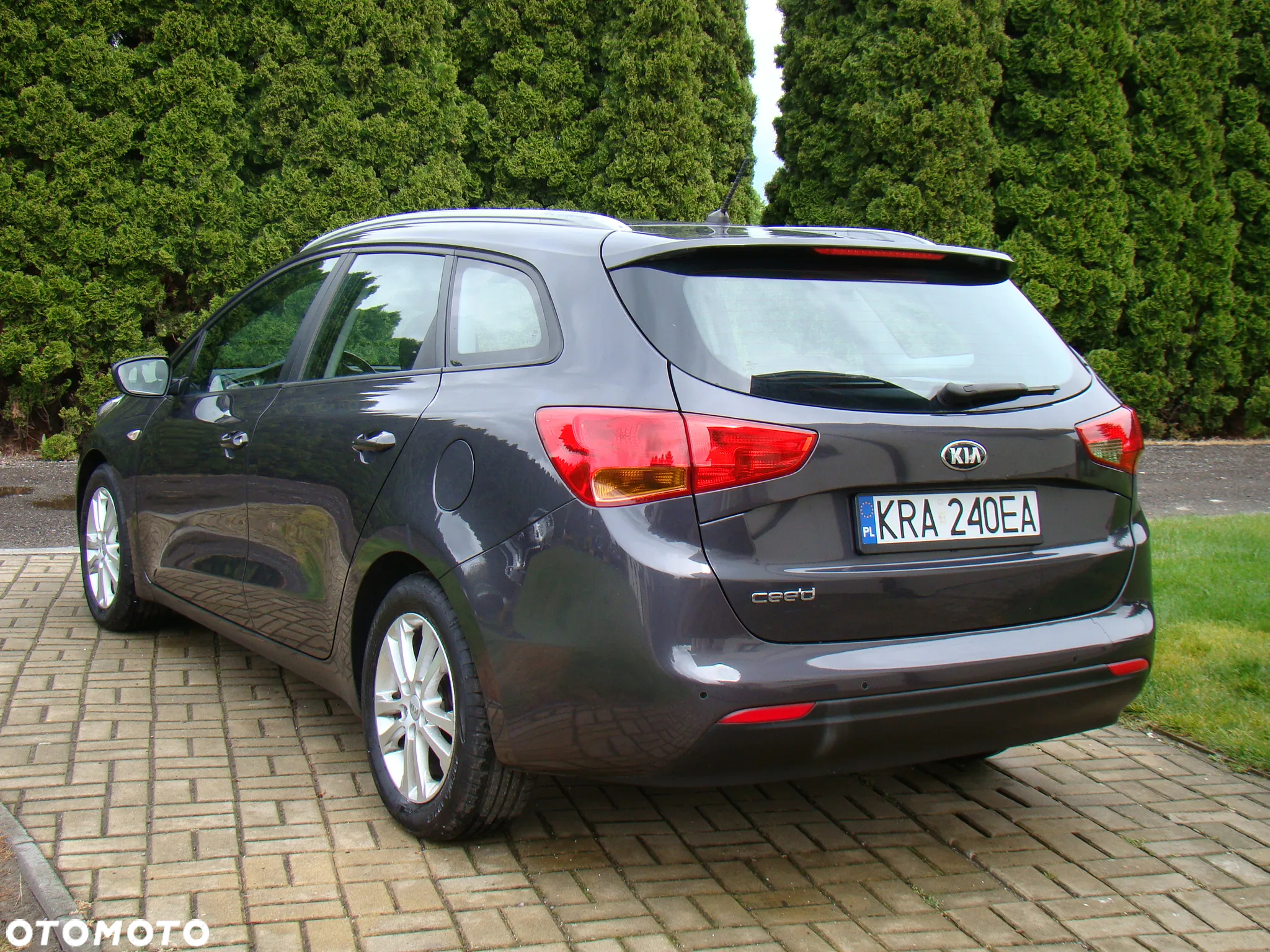 Kia Ceed Cee'd 1.6 GDI L - 8
