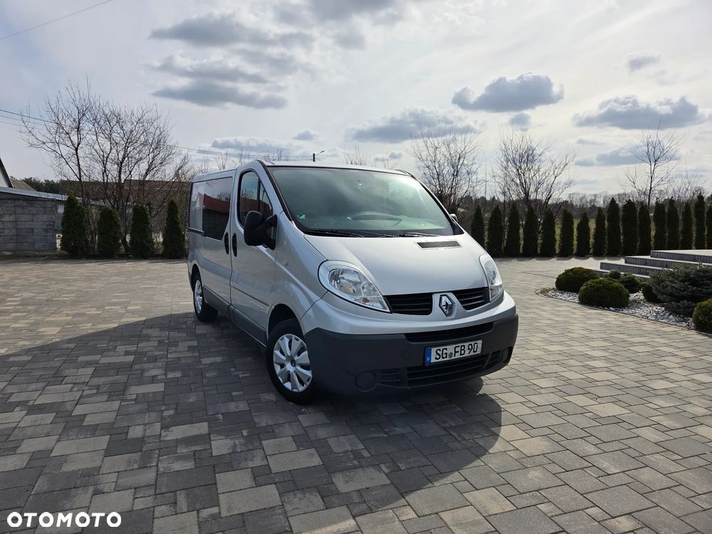 Renault Trafic - 2