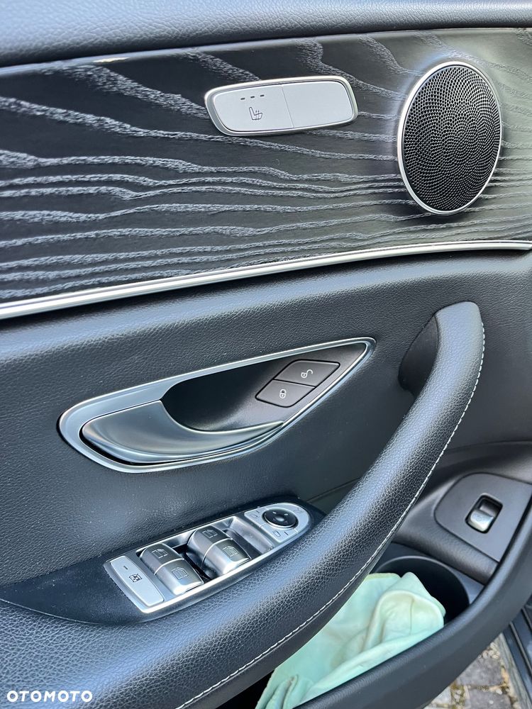 Mercedes-Benz Klasa E 220 d 4-Matic Avantgarde - 25