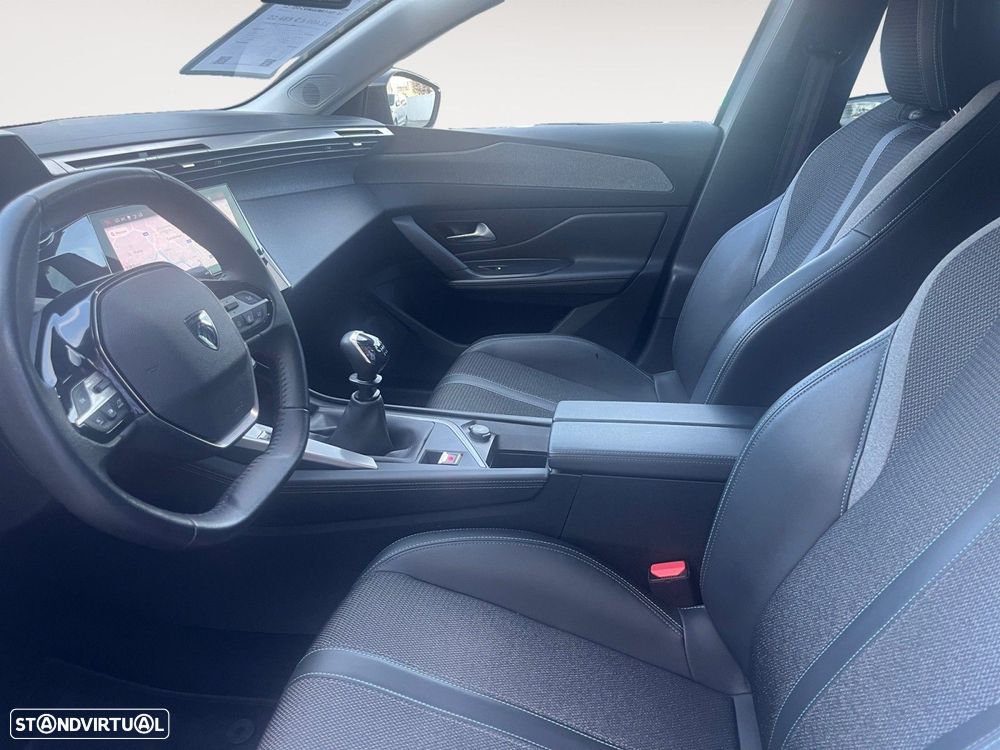 Peugeot 308 1.2 PureTech Allure - 9