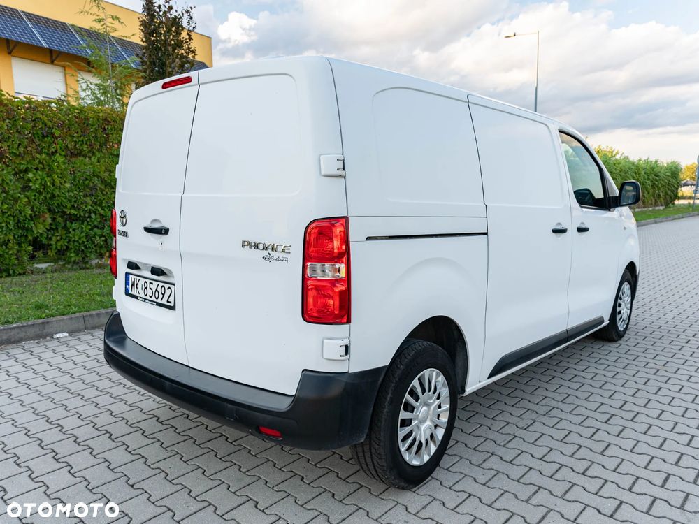 Toyota ProAce - 11