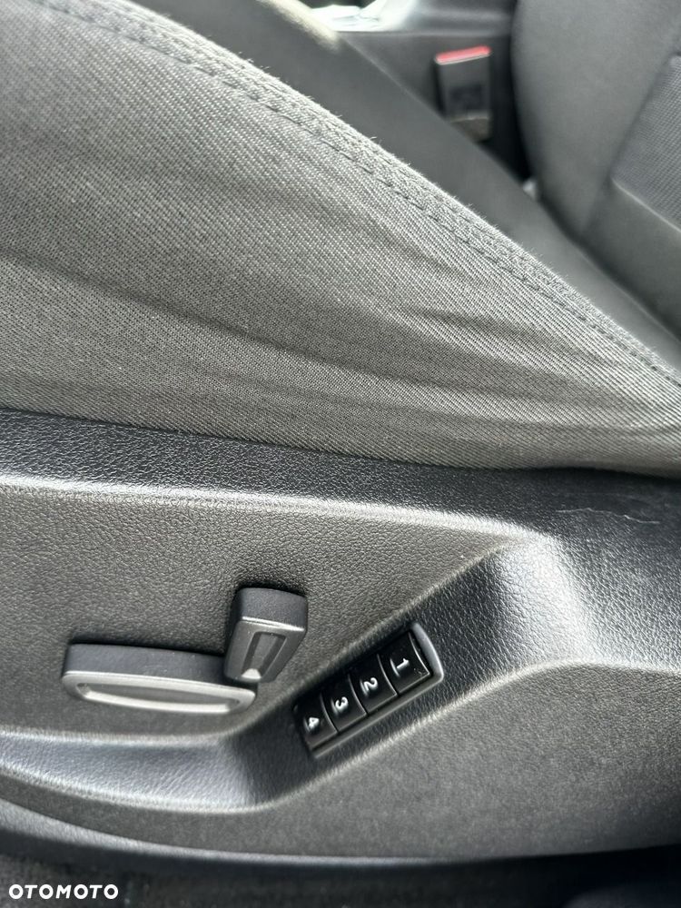 Ford S-Max - 15