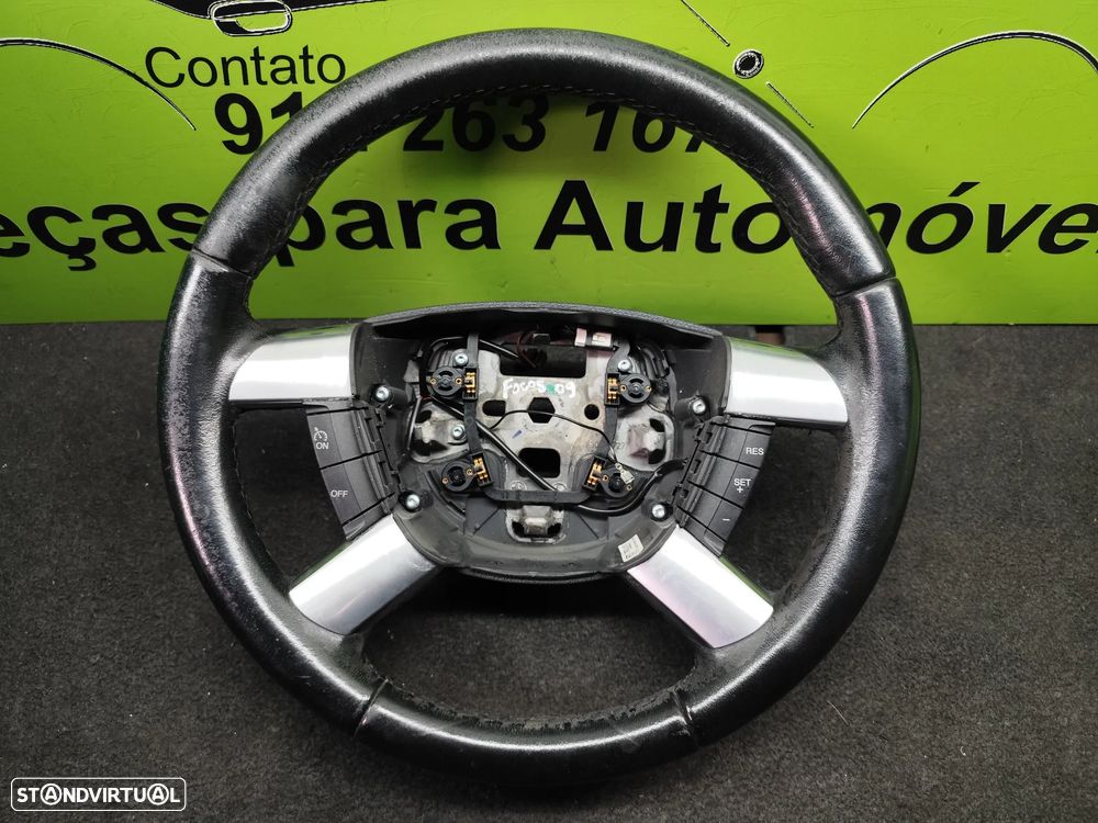 FORD FOCUS II VOLANTE - V143 - 1