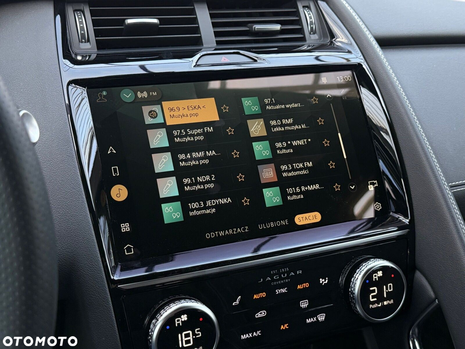 Jaguar E-Pace - 33