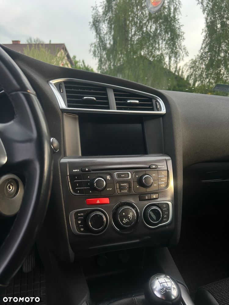 Citroën C4 1.6 VTi Exclusive - 6