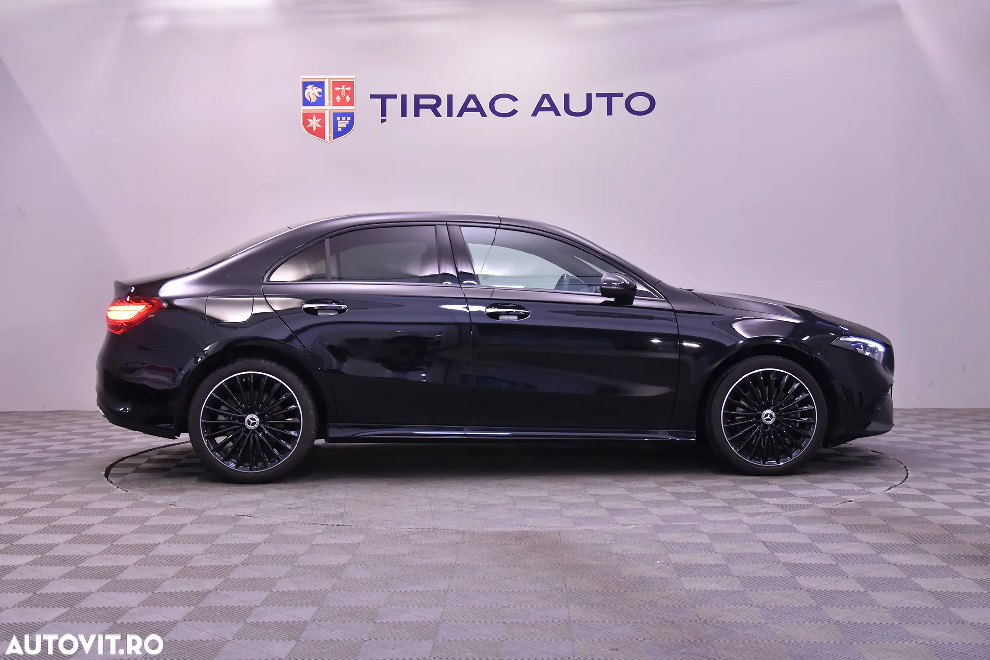 Mercedes-Benz A 250 e Aut. - 6