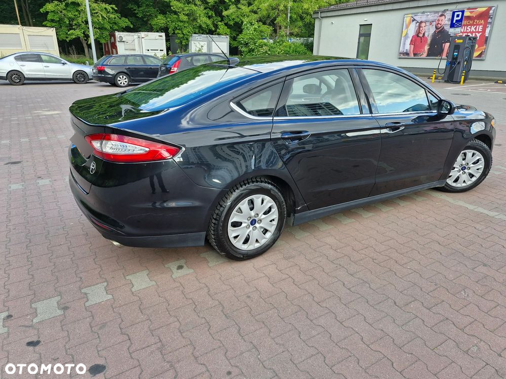 Ford Fusion - 7