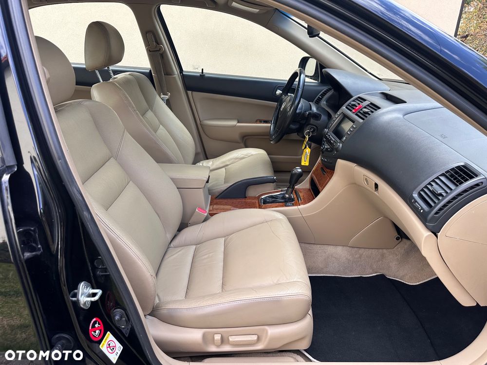 Honda Accord 2.4 i Automatik Executive - 27
