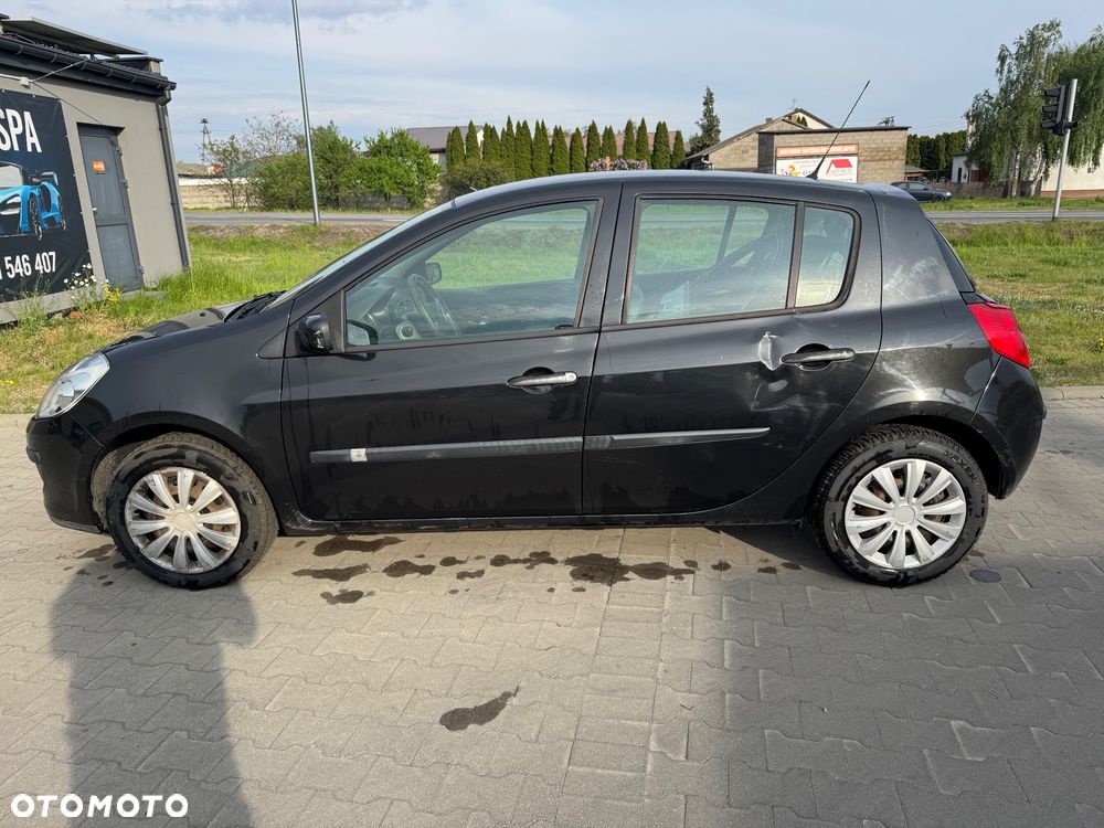Renault Clio 1.2 16V Expression - 1