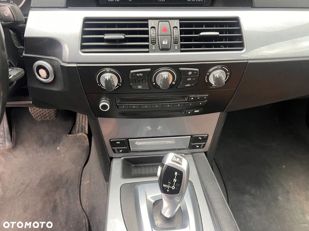 BMW Seria 5 530d - 23