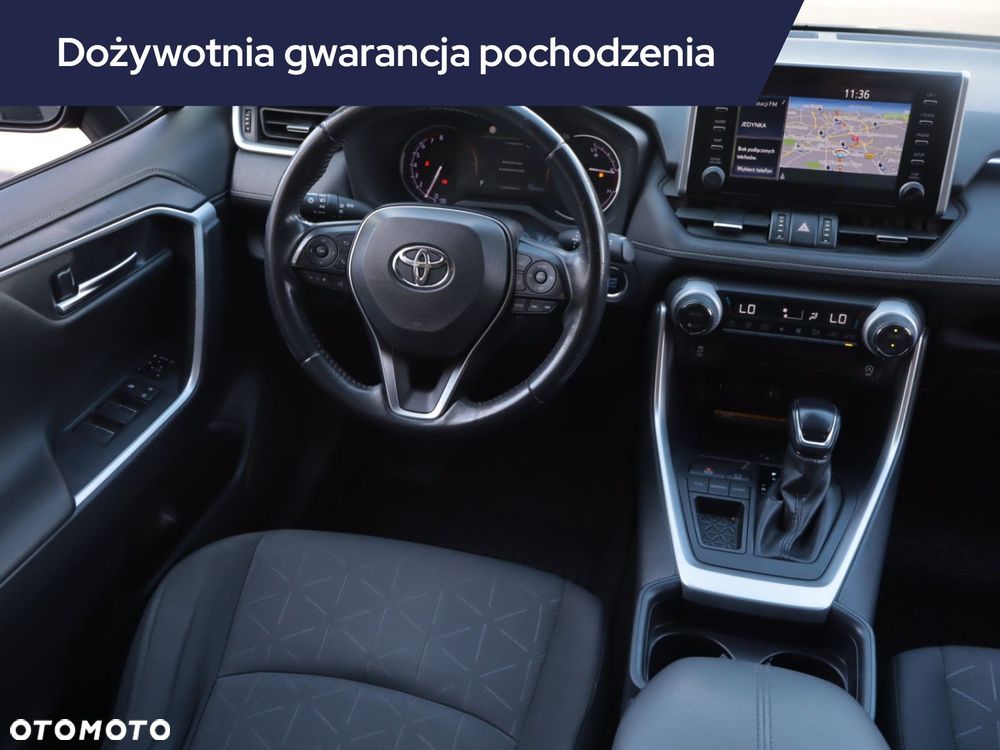 Toyota RAV4 - 9