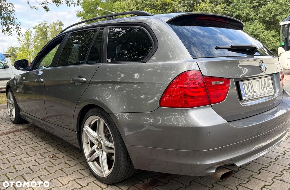 BMW Seria 3 318i - 14