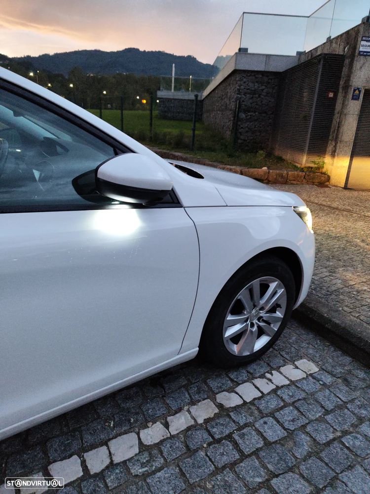 Peugeot 308 1.2 PureTech Business Line - 14