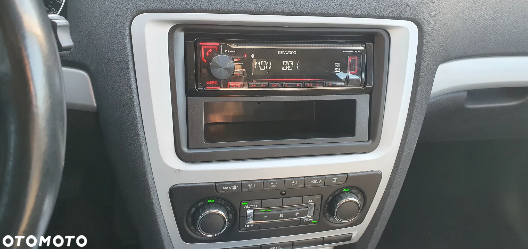 Skoda Octavia 1.2 TSI DSG Elegance - 8