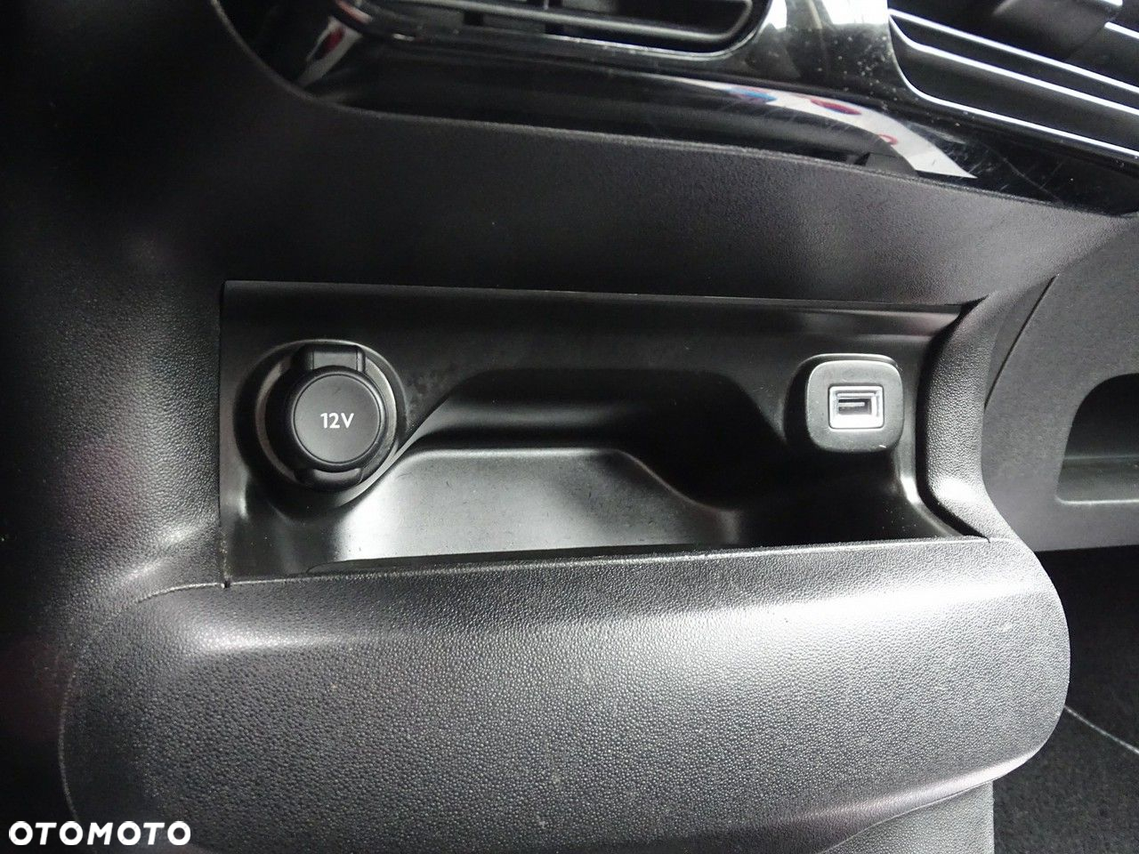 Citroën C4 Cactus - 25