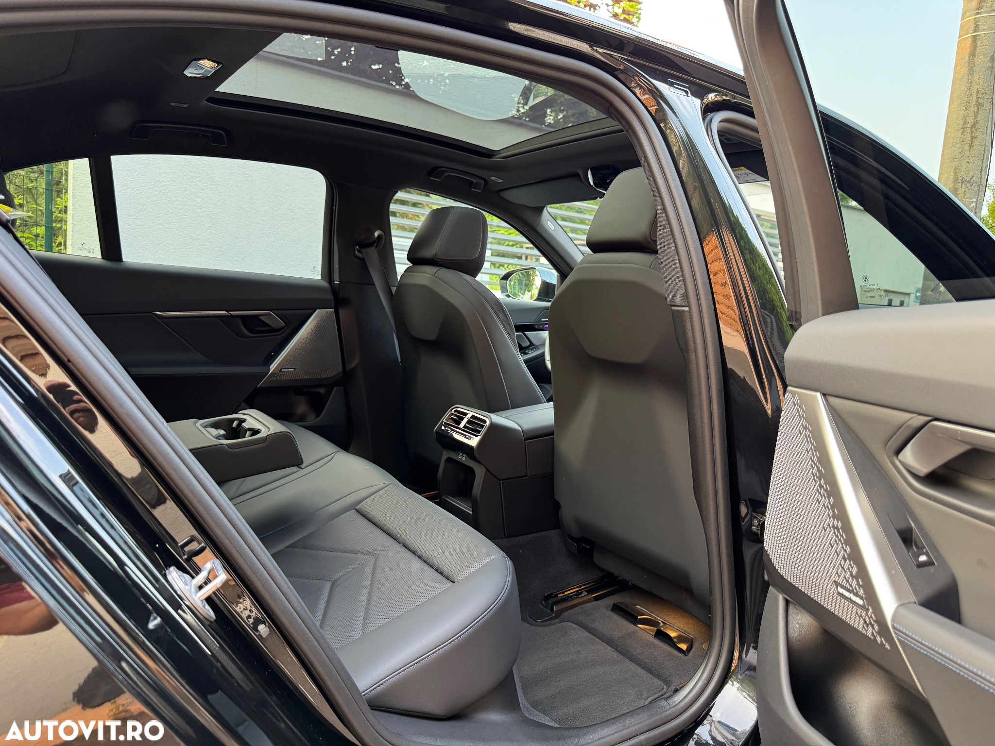 BMW Seria 5 520i AT MHEV - 16