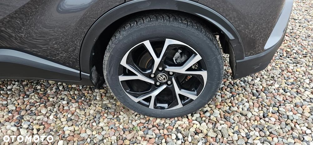 Toyota C-HR Business-Edition - 15