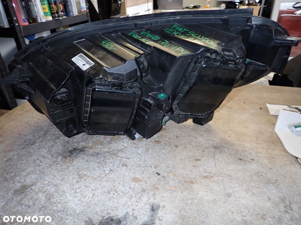 FIAT SCUDO VIVARO JUMPY PROACE LAMPA XENON PRAWY PRZOD - 3