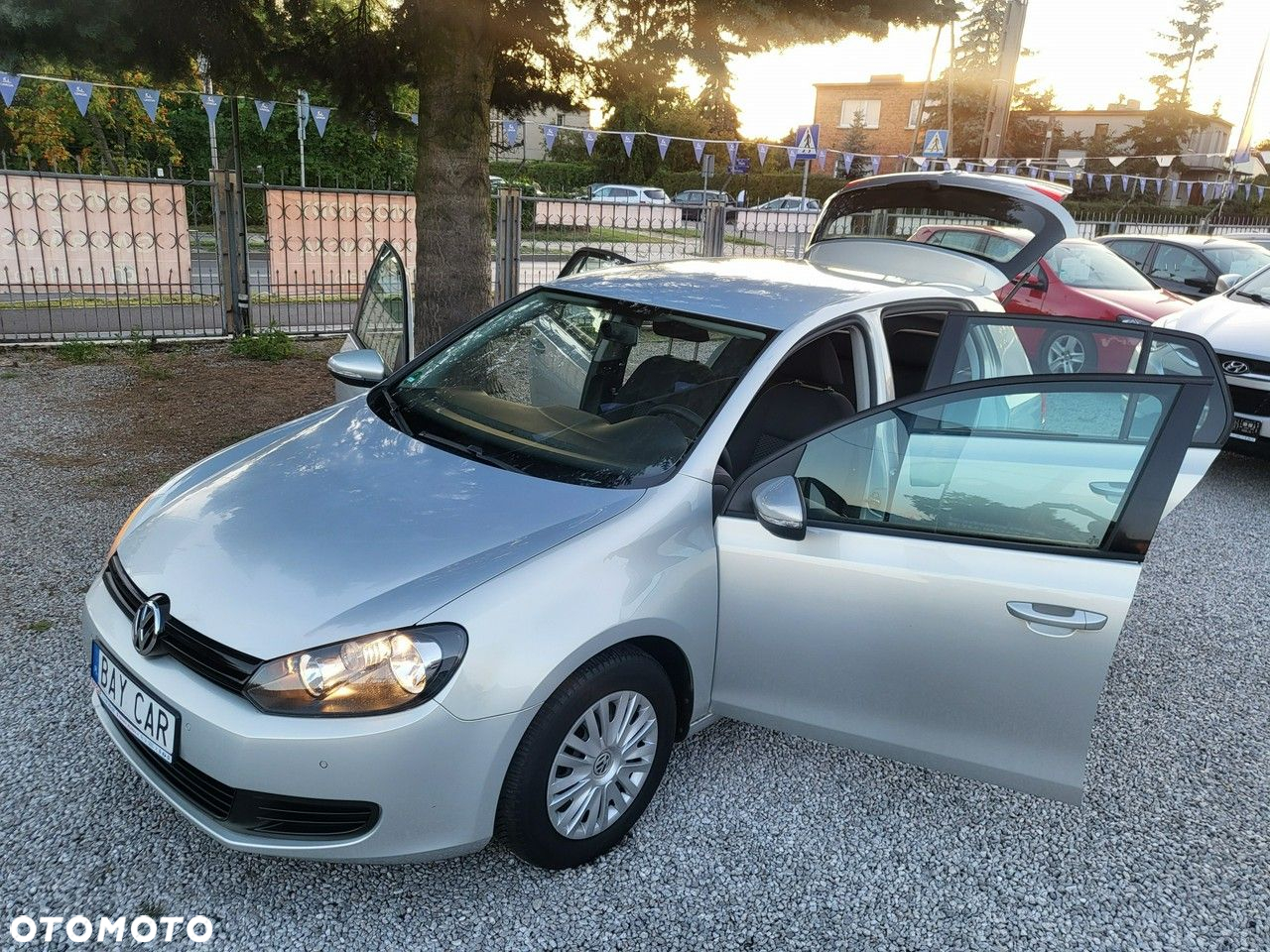 Volkswagen Golf - 37