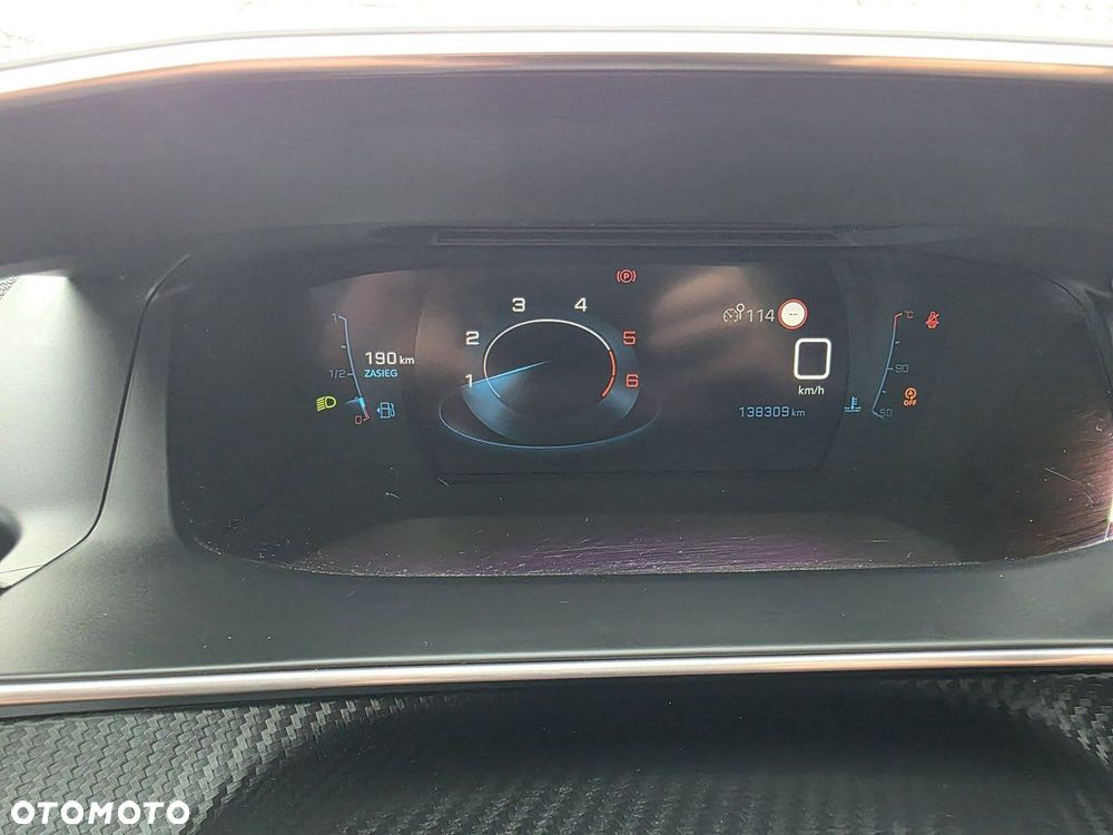 Peugeot 2008 - 23