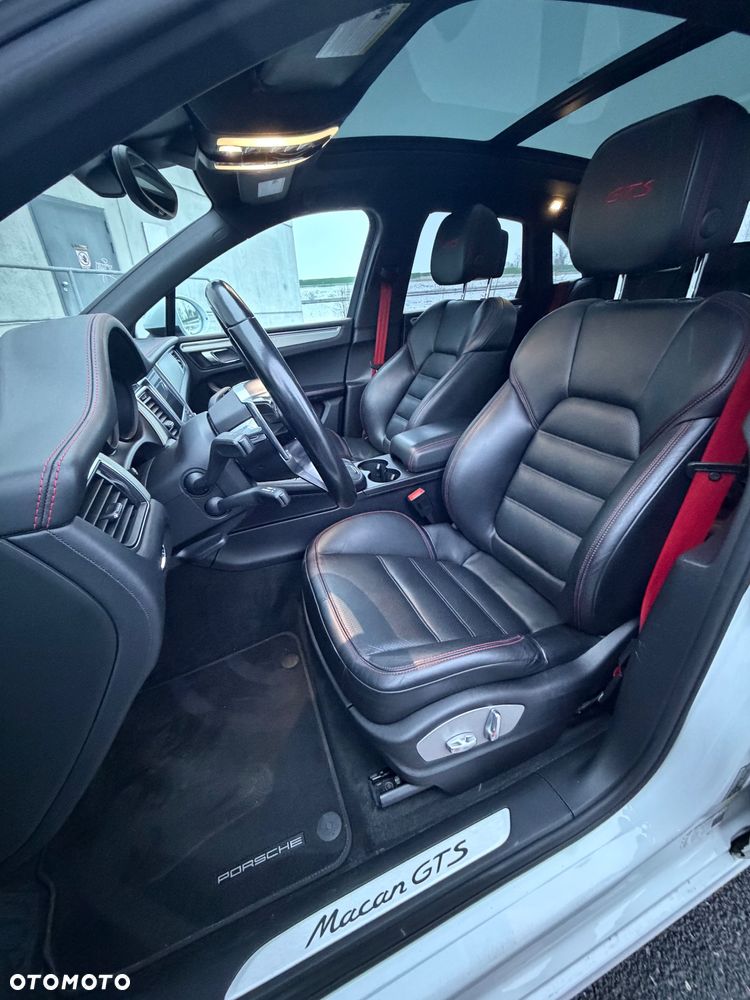 Porsche Macan GTS PDK - 19