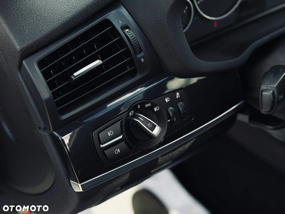 BMW X3 xDrive20d - 27