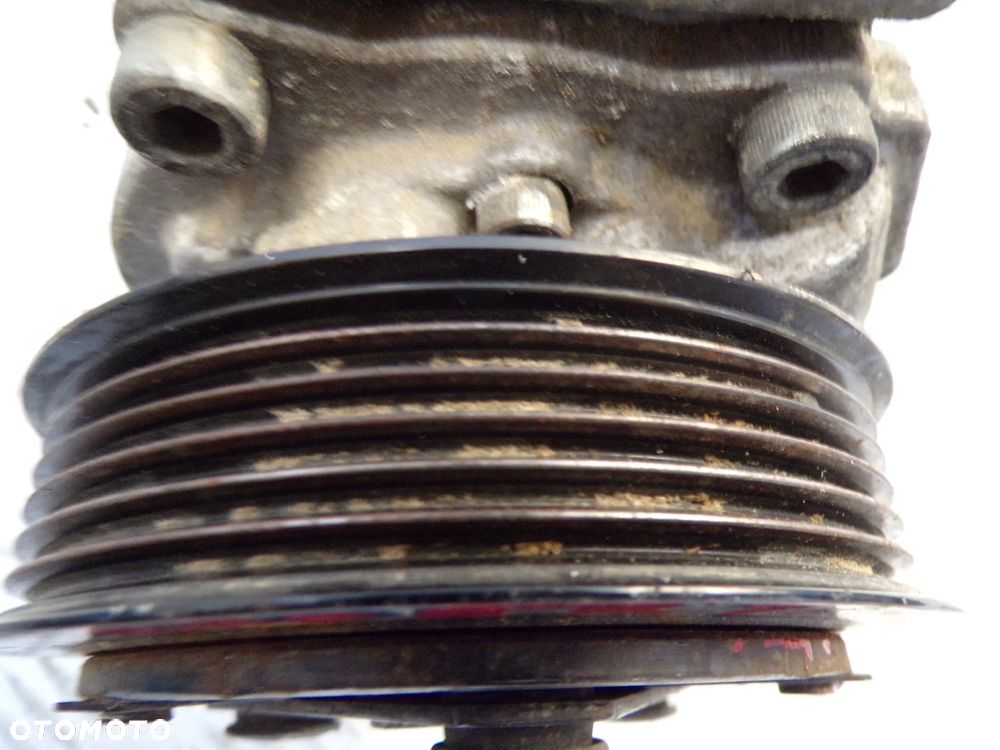 POMPA KOMPRESOR KLIMATYZACJI PEUGEOT 2008 I  CITROEN 1.2 THP 9810349980 - 2