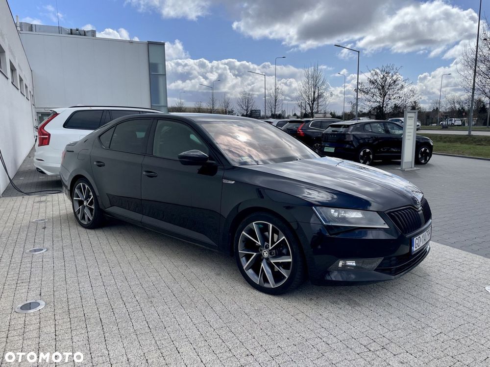 Skoda Superb 2.0 TSI 4x4 Sportline DSG - 8