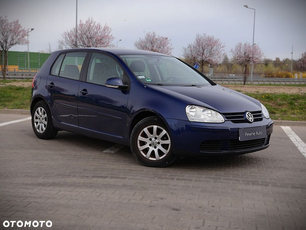 Volkswagen Golf - 6