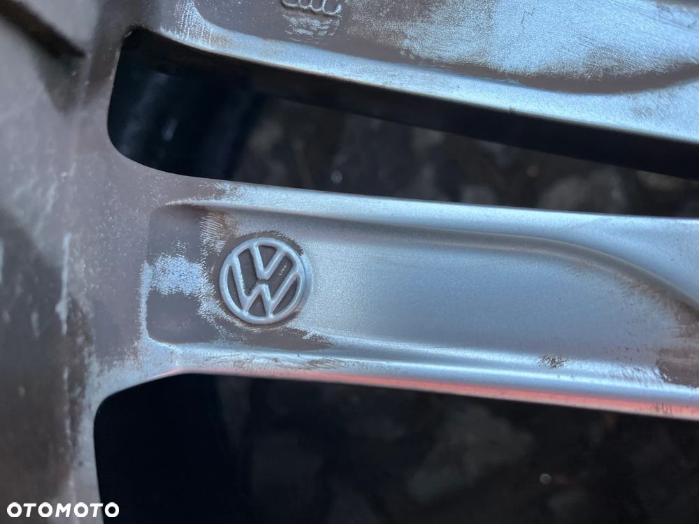 Felga VW Golf 7J x 17 ET 49 5G 5G0601025DD 1szt - 4