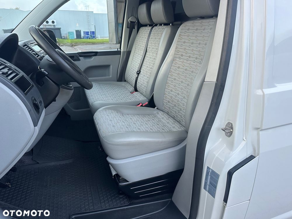 Volkswagen Transporter - 10